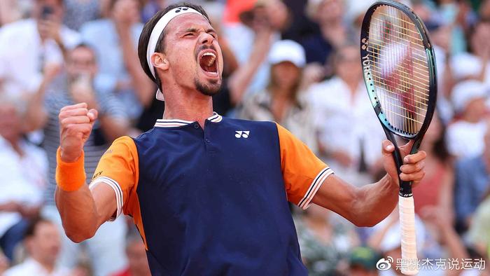 将在网球运 将在网球运