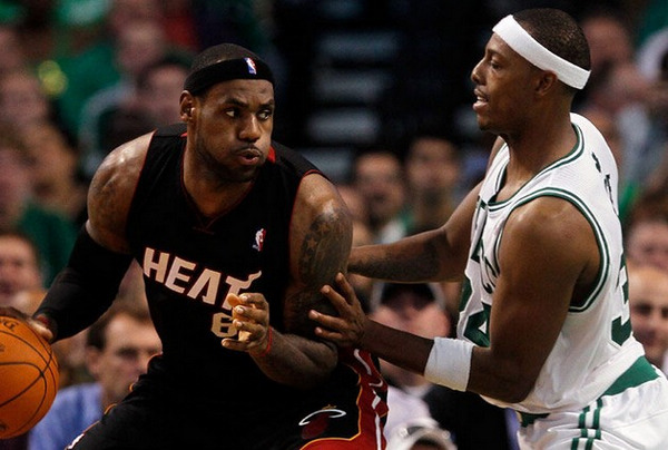 的风格迥然 的风格迥然