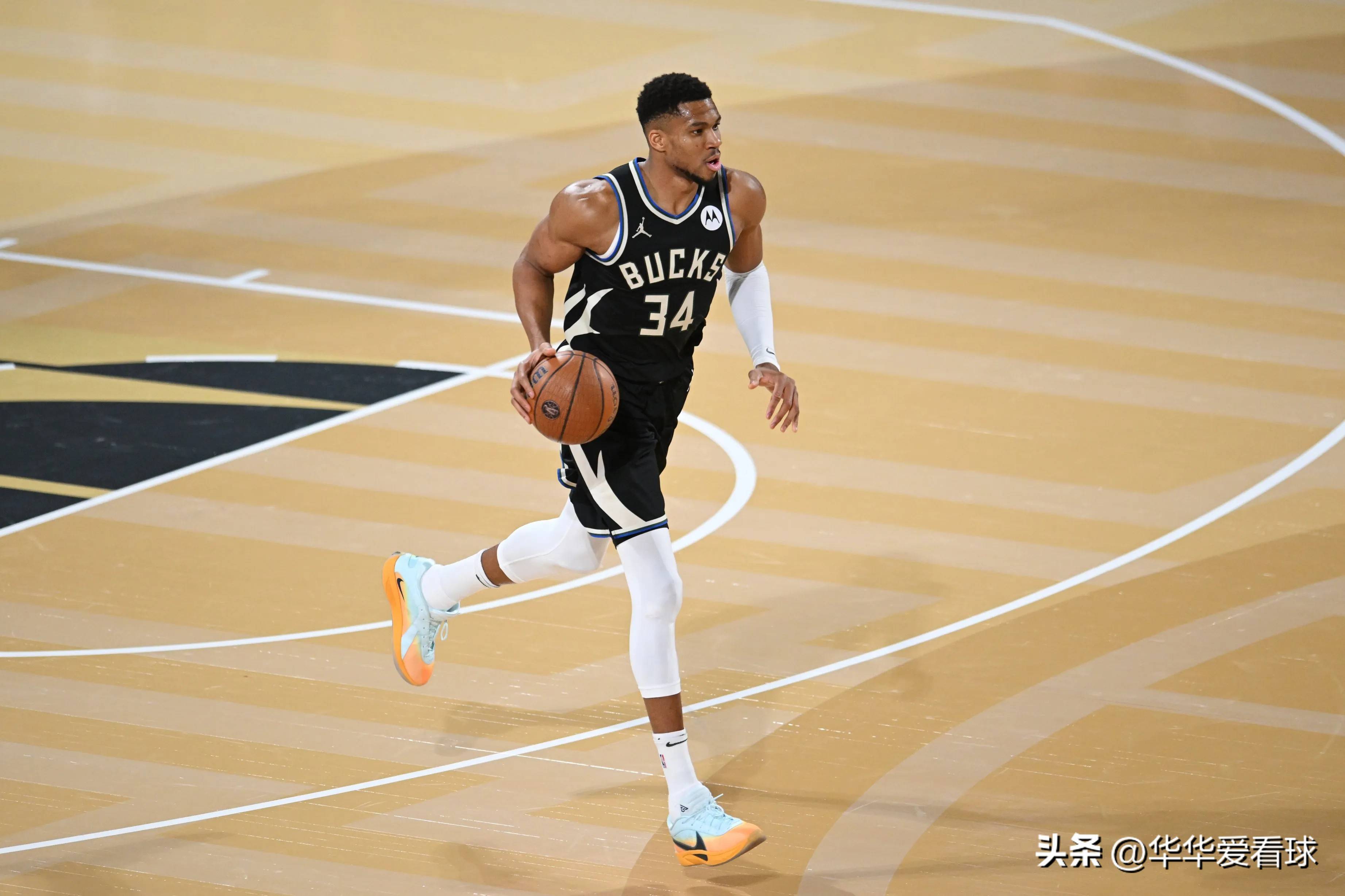 参与者们各 参与者们各