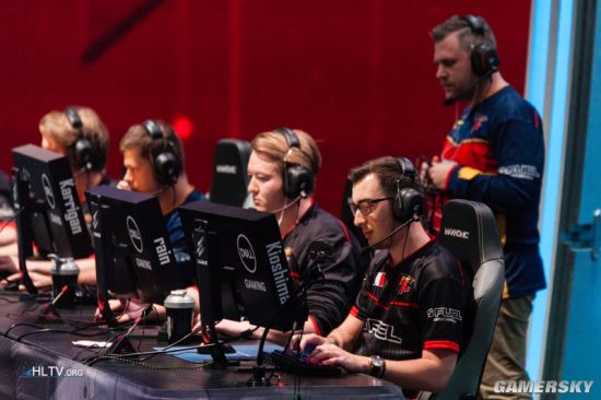 职场开局 职场开局